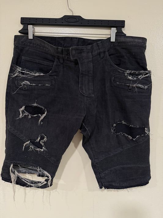 size 38 mens Balmain shorts
